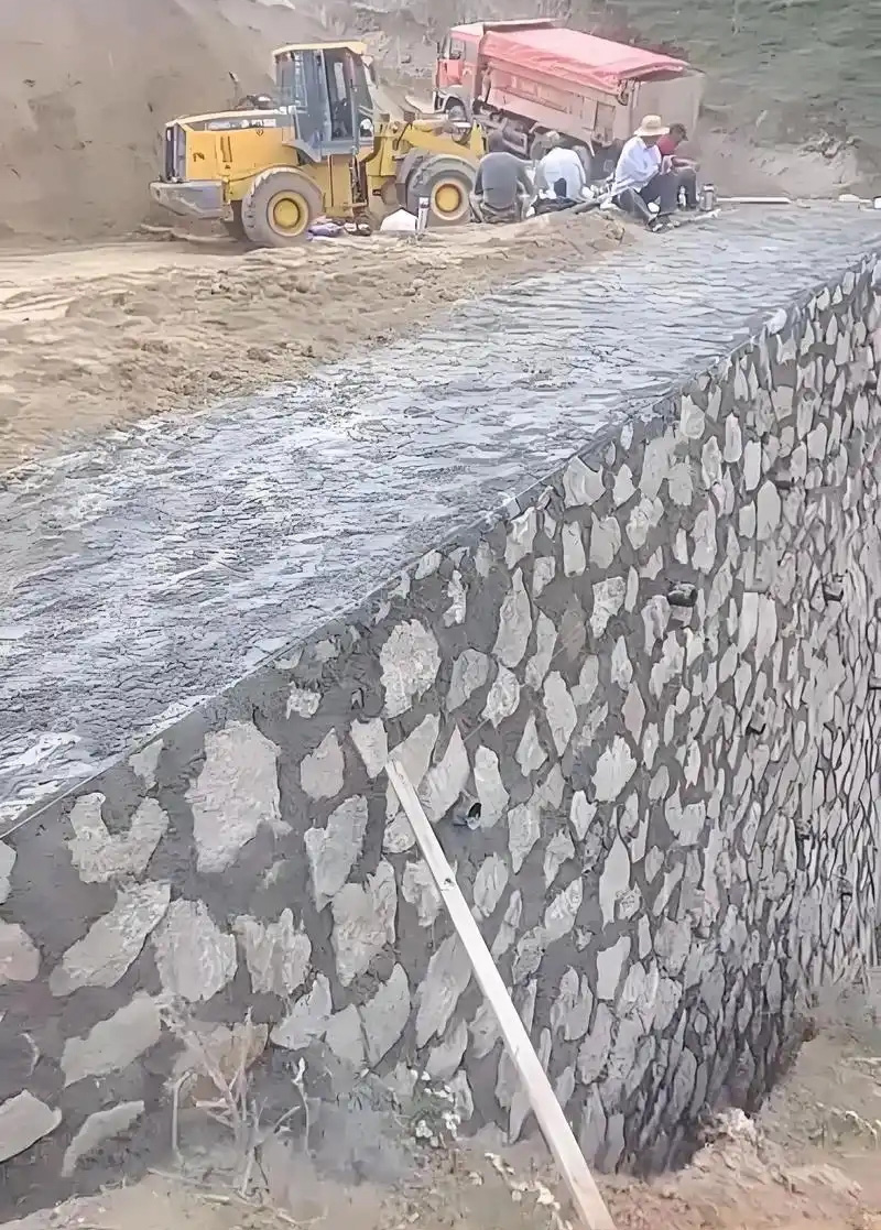 商丘边坡加固